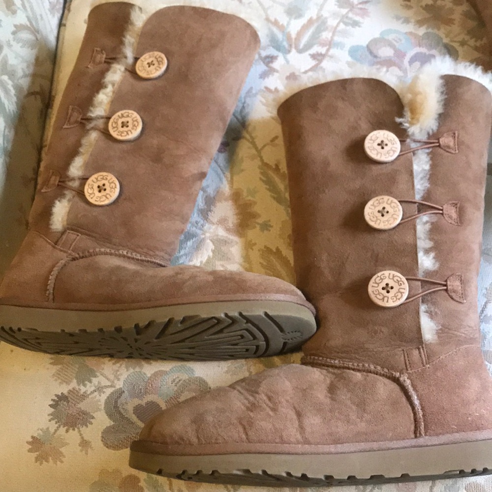 UGG Australia Chestnut Bailey Three Button Boots
